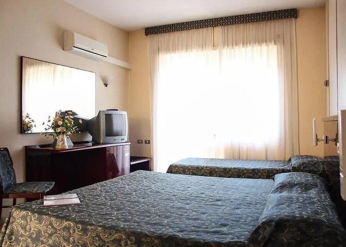 Hotel Grand Dei Cesari Dependance 3*
